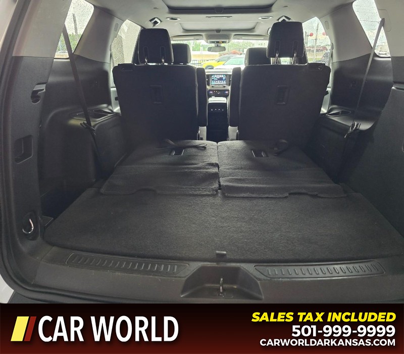 GMC Acadia Vehicle Full-screen Gallery Image 16