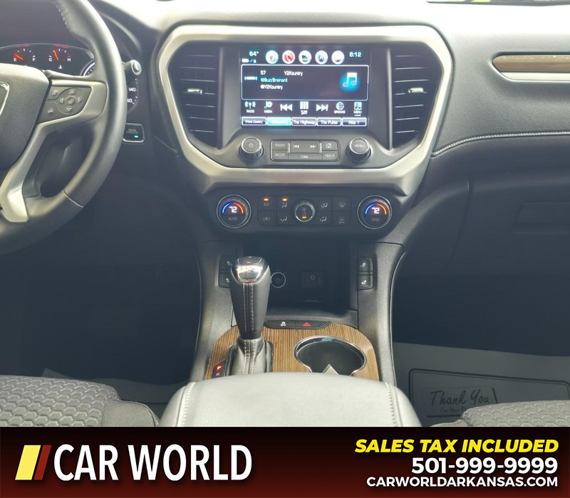 GMC Acadia Vehicle Full-screen Gallery Image 21