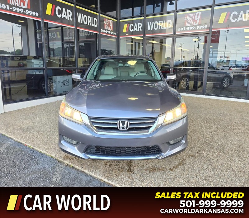 Honda Accord Sedan Vehicle Full-screen Gallery Image 2