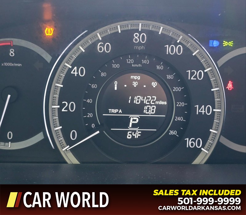 Honda Accord Sedan Vehicle Full-screen Gallery Image 15