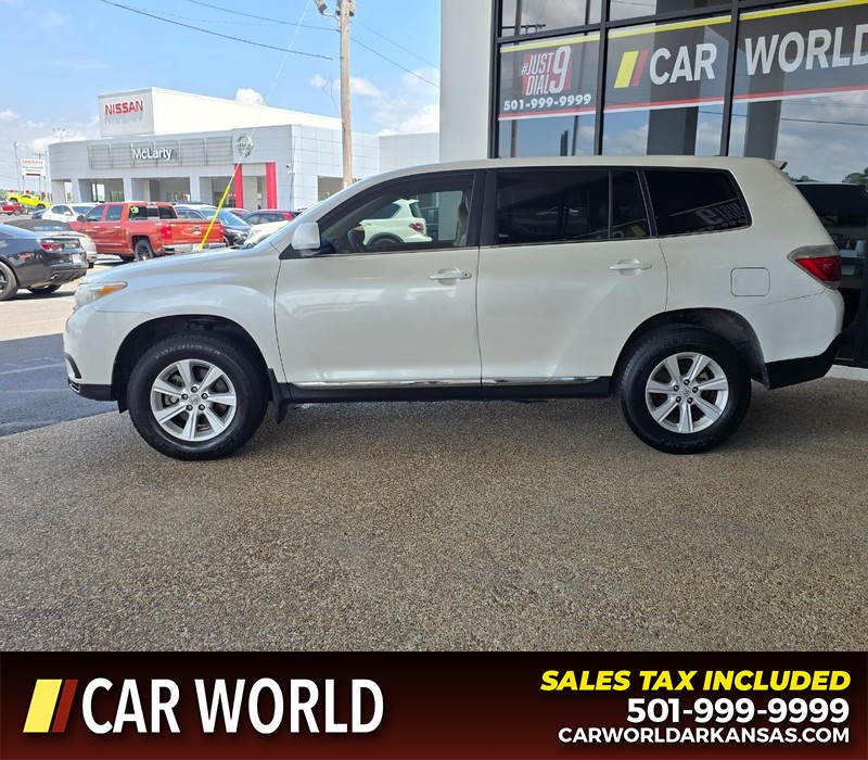 Toyota Highlander Vehicle Full-screen Gallery Image 4