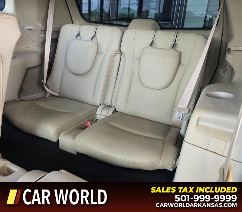 Toyota Highlander Vehicle Full-screen Gallery Image 11