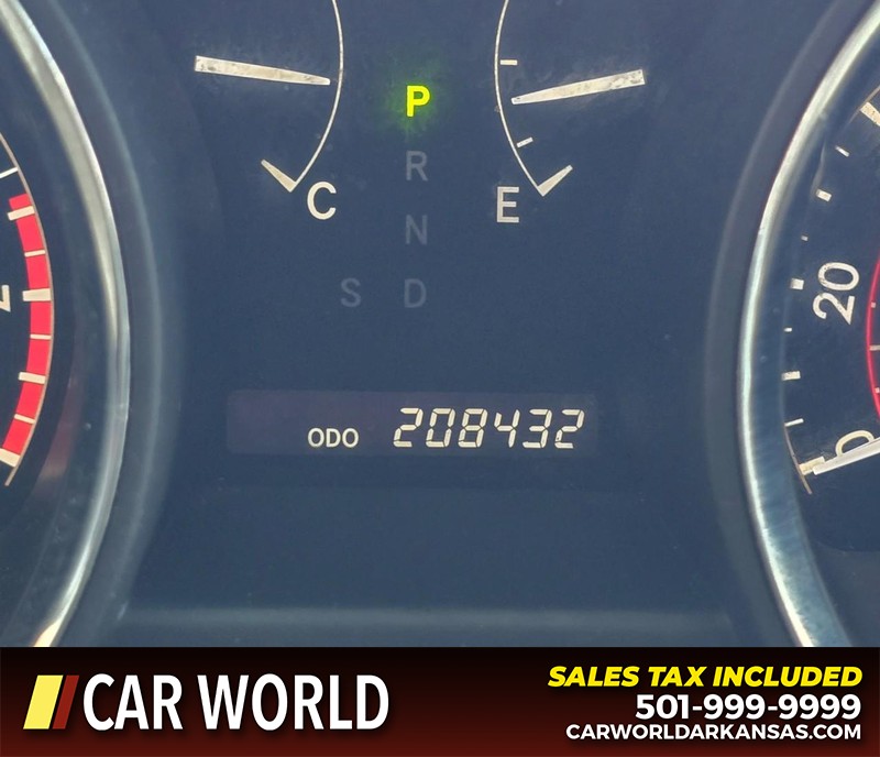 Toyota Highlander Vehicle Full-screen Gallery Image 19