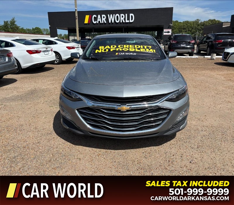 Chevrolet Malibu Vehicle Full-screen Gallery Image 10