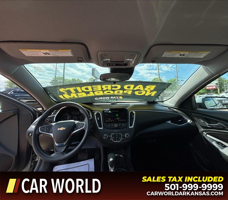 Chevrolet Malibu Vehicle Full-screen Gallery Image 16