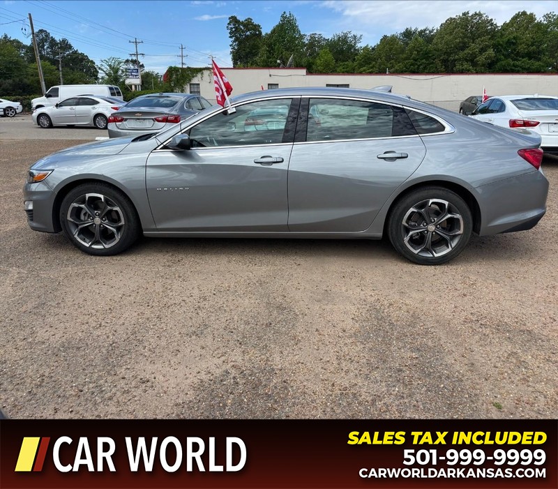 Chevrolet Malibu Vehicle Full-screen Gallery Image 7