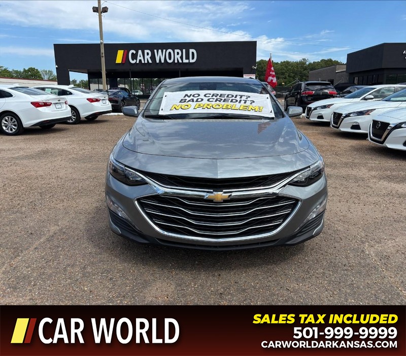 Chevrolet Malibu Vehicle Full-screen Gallery Image 10