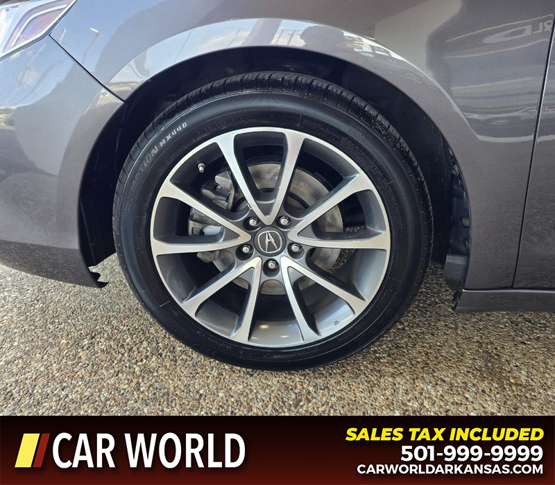 Acura TLX Vehicle Full-screen Gallery Image 6