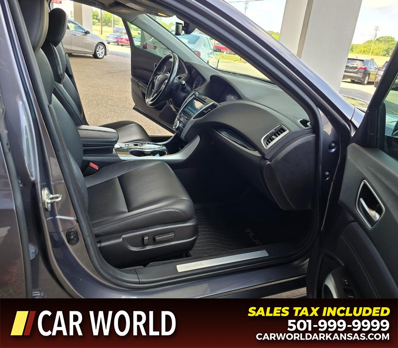 Acura TLX Vehicle Full-screen Gallery Image 11
