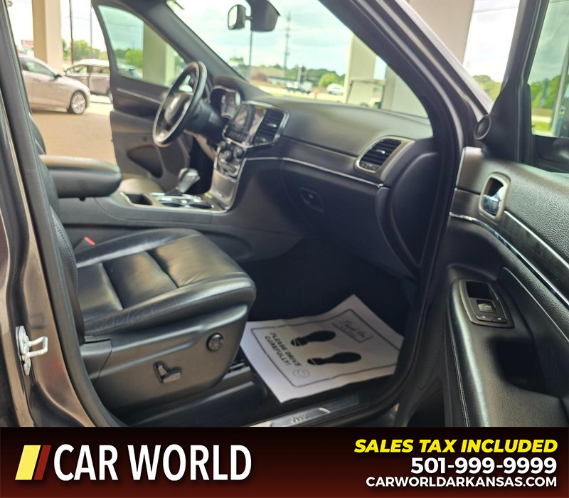 Jeep Grand Cherokee Vehicle Full-screen Gallery Image 11