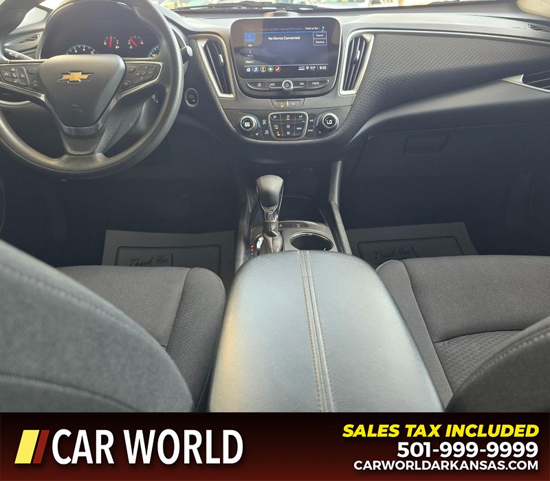 Chevrolet Malibu Vehicle Full-screen Gallery Image 18