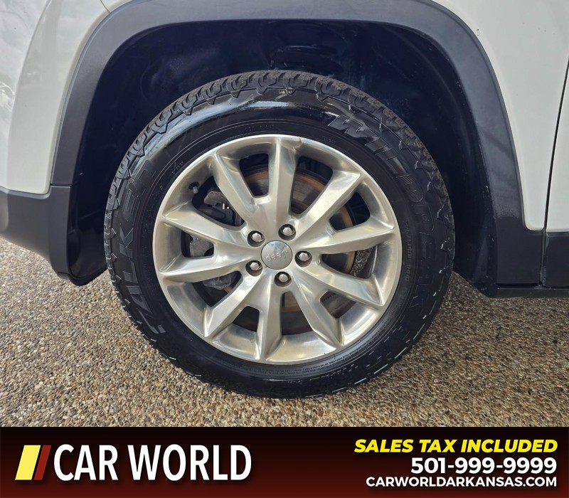 Jeep Cherokee Vehicle Full-screen Gallery Image 6