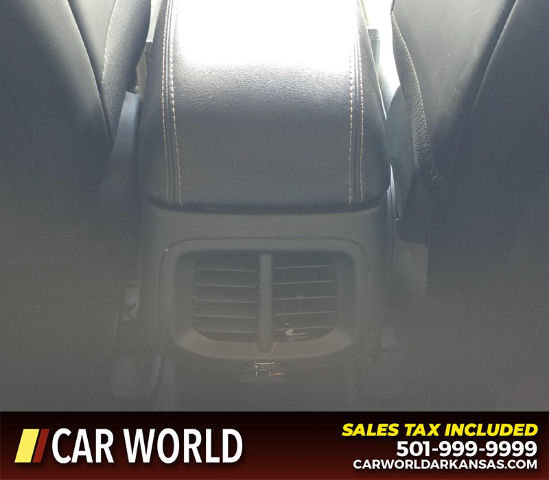 Jeep Cherokee Vehicle Full-screen Gallery Image 19