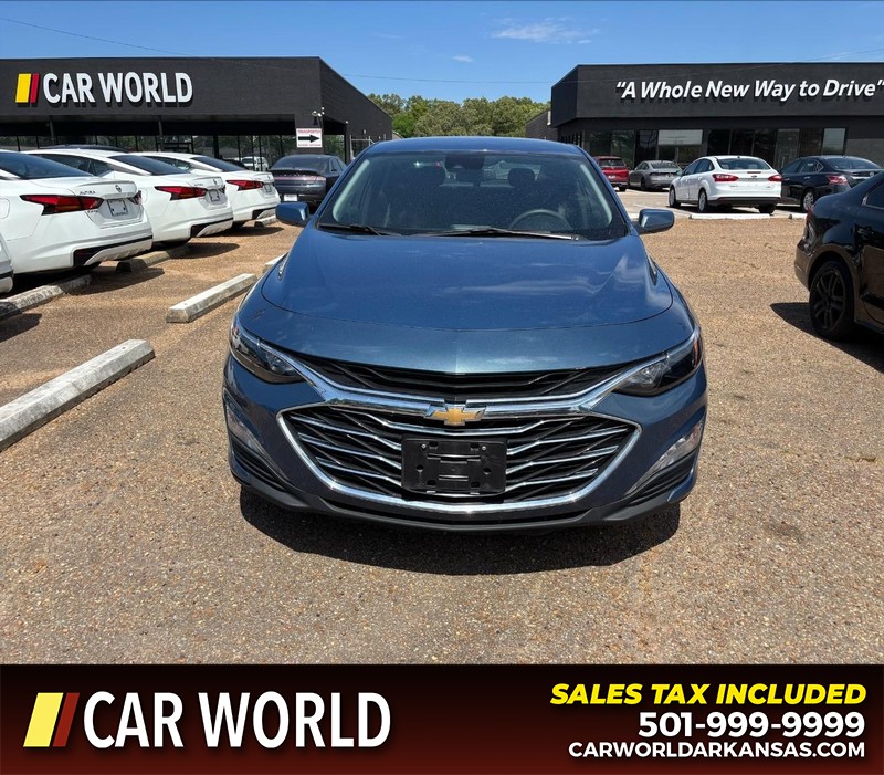 Chevrolet Malibu Vehicle Full-screen Gallery Image 10