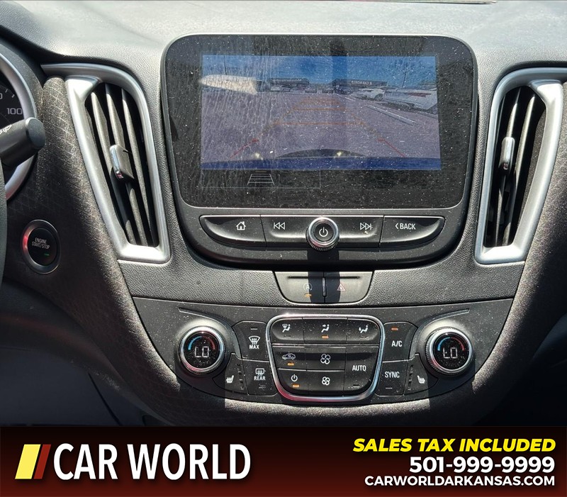 Chevrolet Malibu Vehicle Full-screen Gallery Image 18