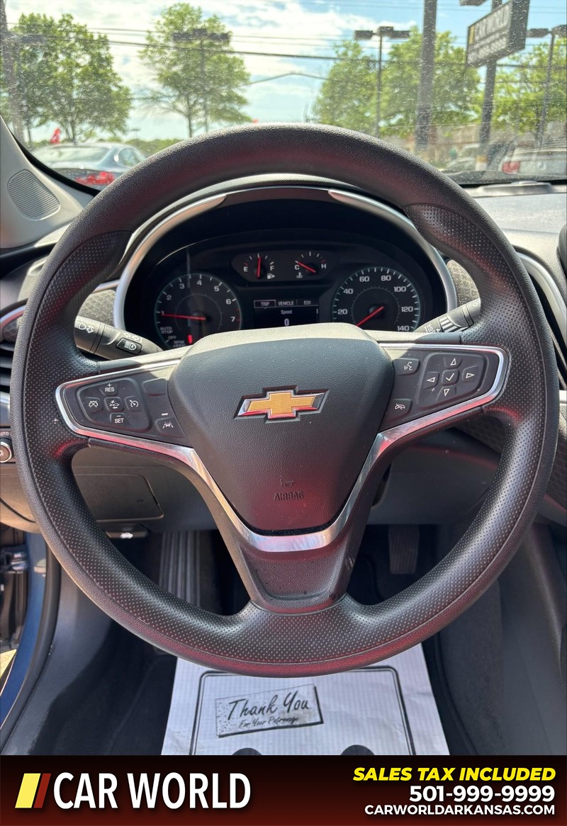 Chevrolet Malibu Vehicle Full-screen Gallery Image 19