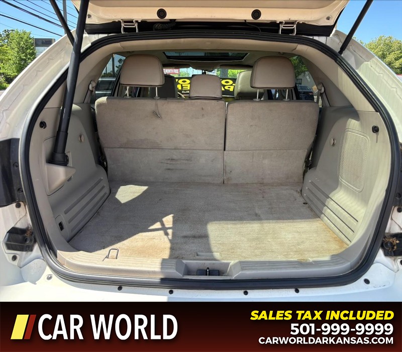 Lincoln MKX Vehicle Full-screen Gallery Image 6