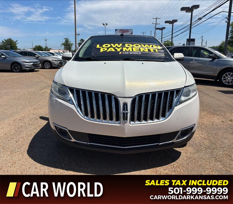 Lincoln MKX Vehicle Full-screen Gallery Image 10