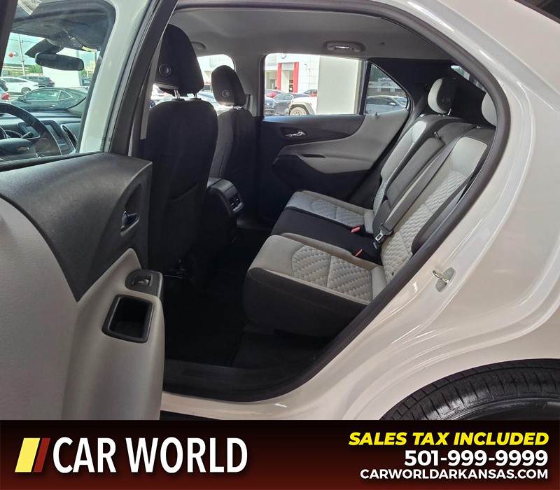 Chevrolet Equinox Vehicle Full-screen Gallery Image 10