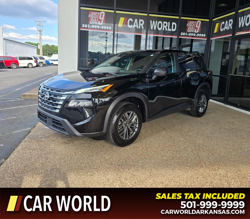 Nissan Rogue Vehicle Full-screen Gallery Image 3