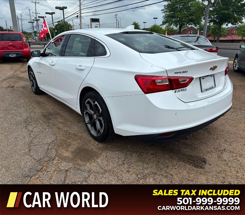 Chevrolet Malibu Vehicle Full-screen Gallery Image 7