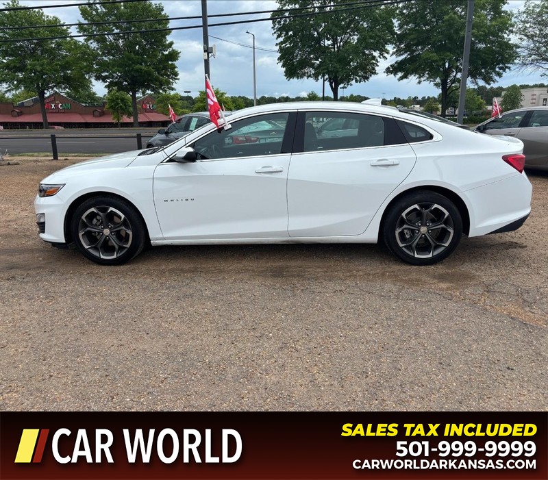 Chevrolet Malibu Vehicle Full-screen Gallery Image 8