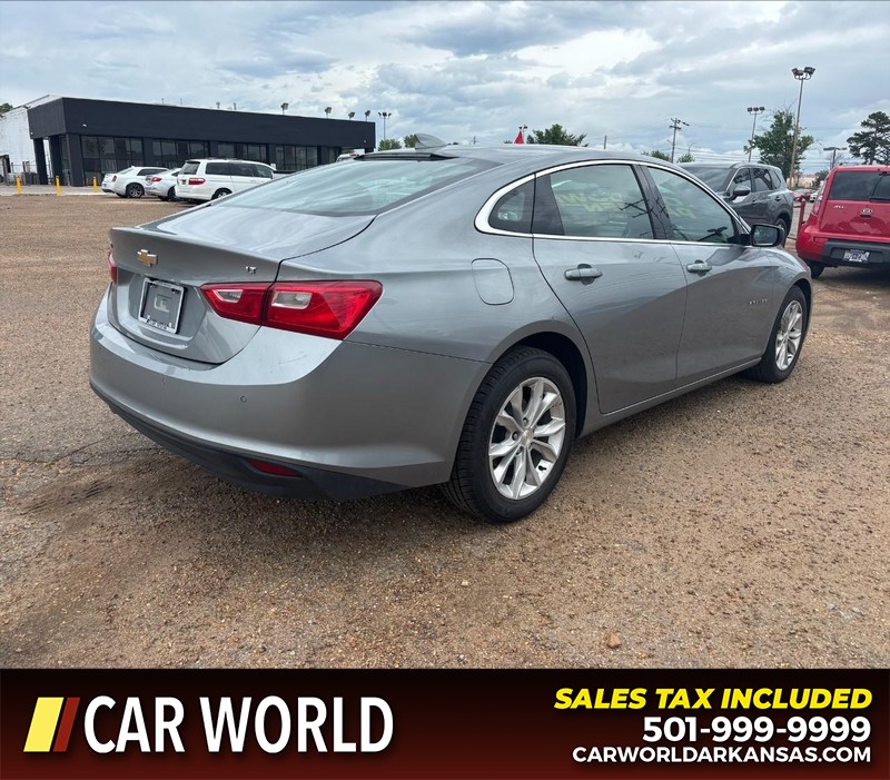 Chevrolet Malibu Vehicle Full-screen Gallery Image 3