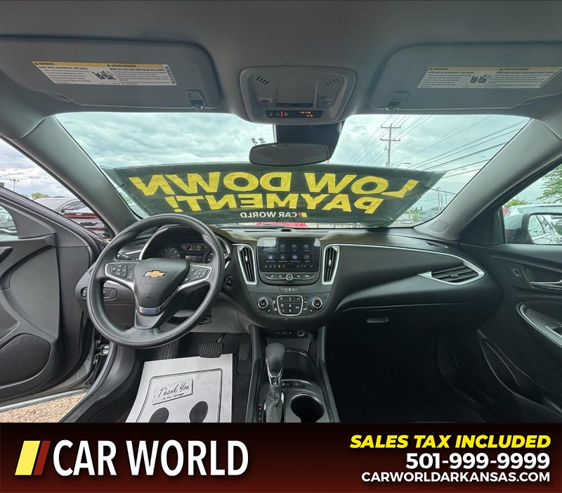 Chevrolet Malibu Vehicle Full-screen Gallery Image 16