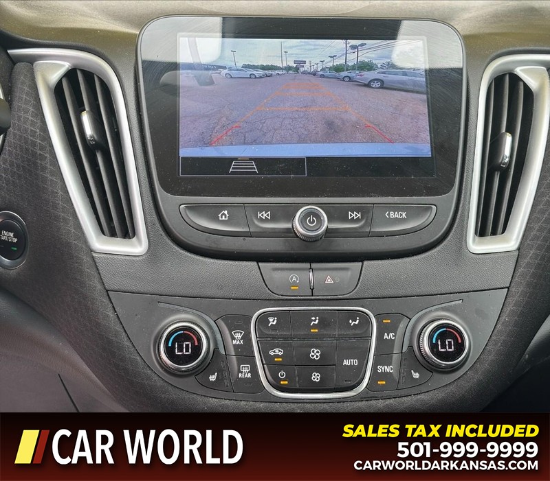 Chevrolet Malibu Vehicle Full-screen Gallery Image 18