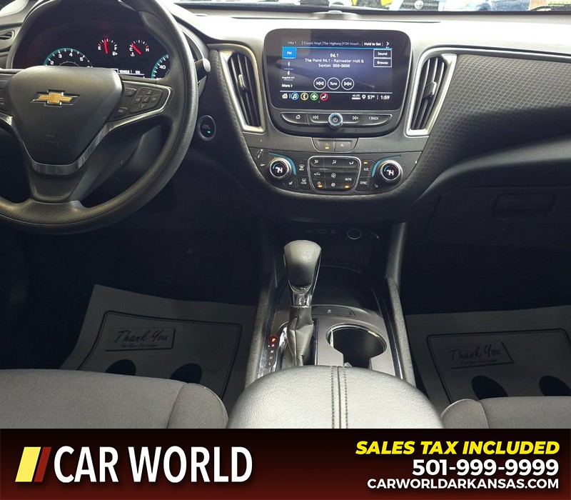 Chevrolet Malibu Vehicle Full-screen Gallery Image 18
