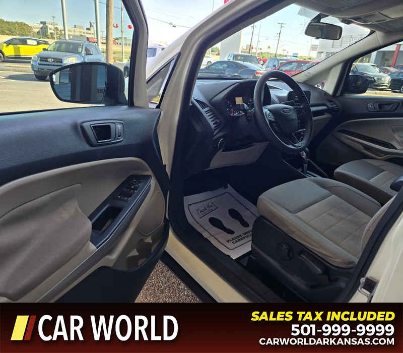 Ford EcoSport Vehicle Full-screen Gallery Image 7