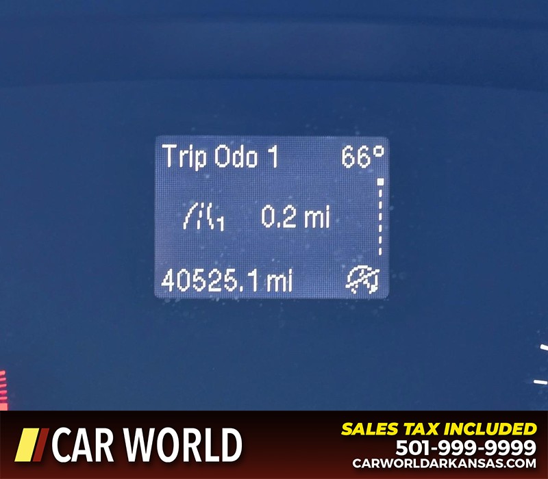 Ford EcoSport Vehicle Full-screen Gallery Image 16