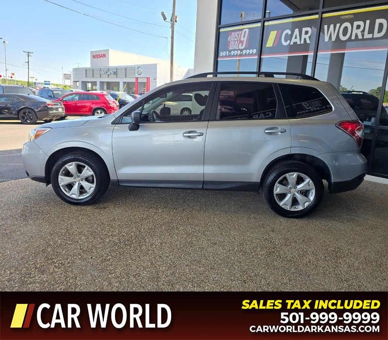 Subaru Forester Vehicle Full-screen Gallery Image 4