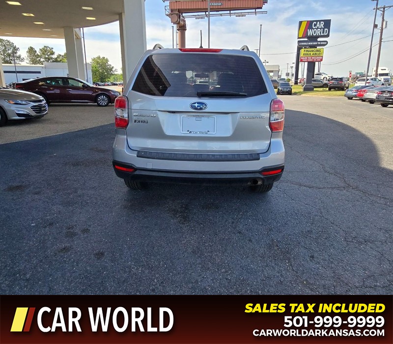 Subaru Forester Vehicle Full-screen Gallery Image 5