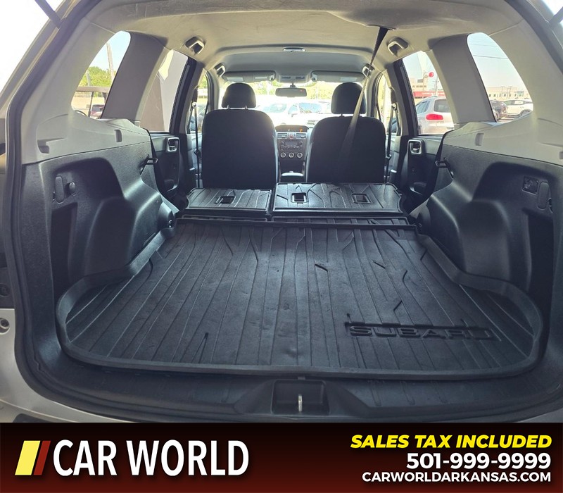 Subaru Forester Vehicle Full-screen Gallery Image 14