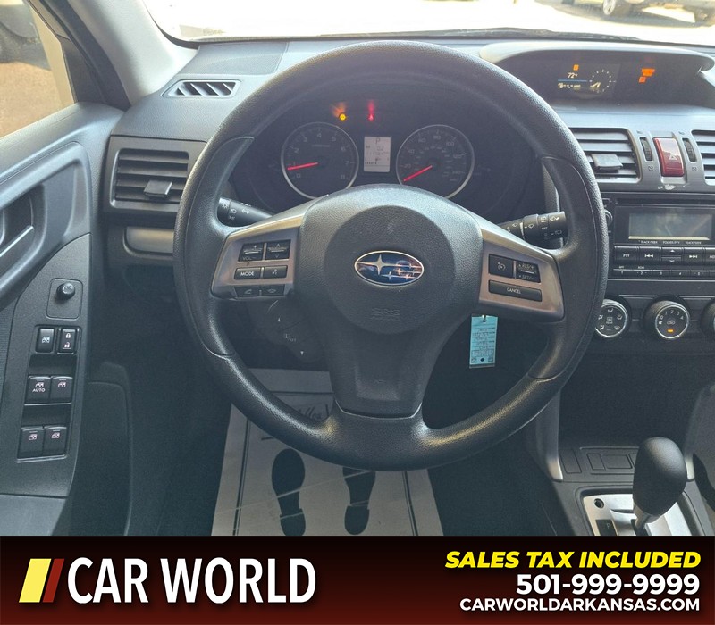 Subaru Forester Vehicle Full-screen Gallery Image 15