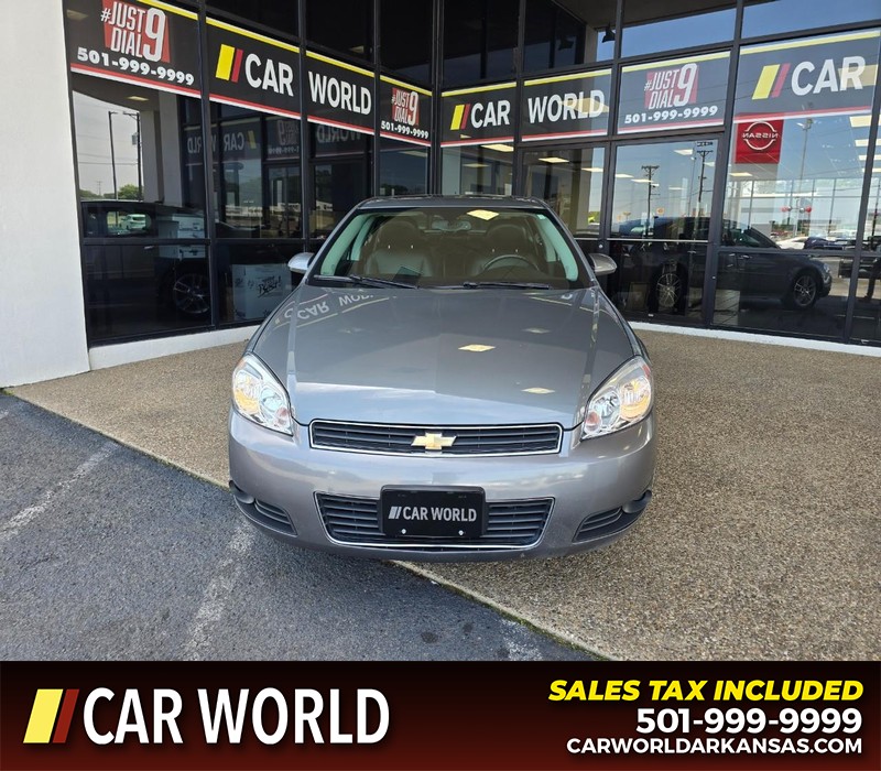 Chevrolet Impala Vehicle Full-screen Gallery Image 2