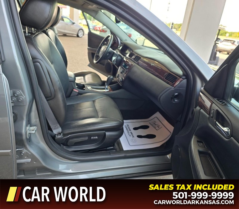 Chevrolet Impala Vehicle Full-screen Gallery Image 11