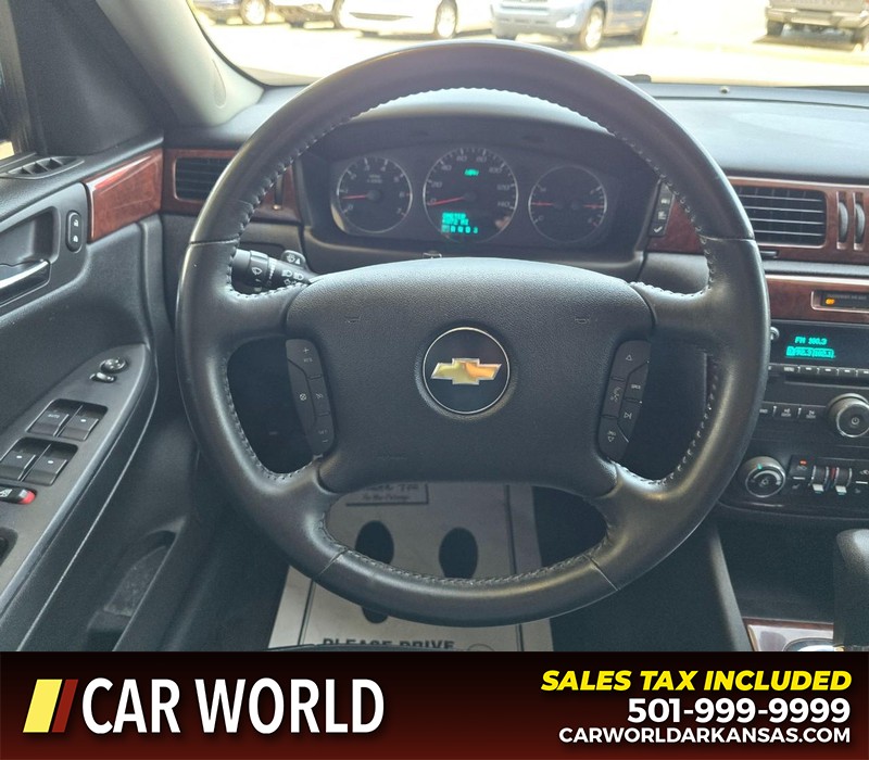 Chevrolet Impala Vehicle Full-screen Gallery Image 14