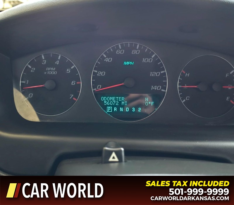 Chevrolet Impala Vehicle Full-screen Gallery Image 16