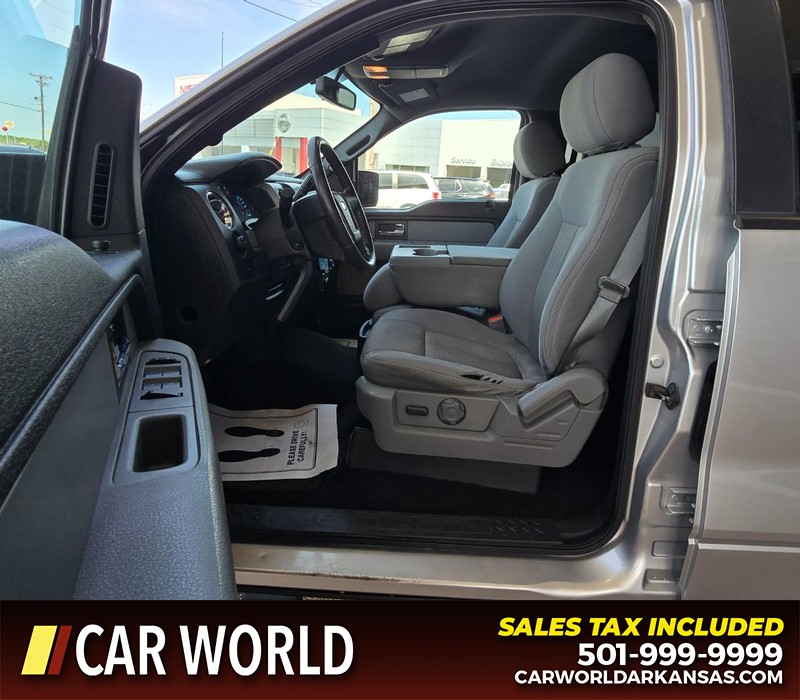 Ford F-150 Vehicle Full-screen Gallery Image 9