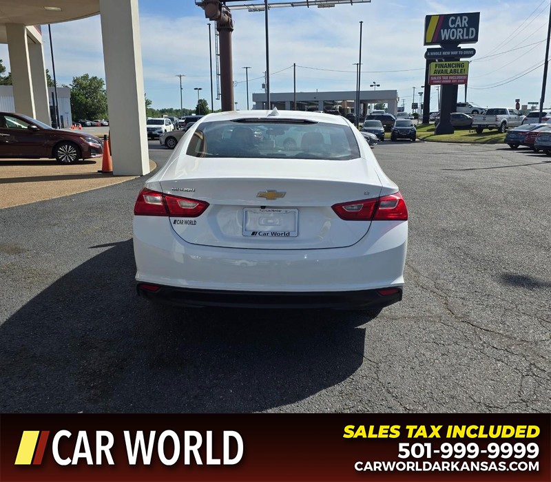 Chevrolet Malibu Vehicle Full-screen Gallery Image 5