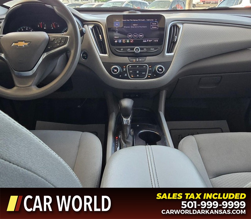 Chevrolet Malibu Vehicle Full-screen Gallery Image 18