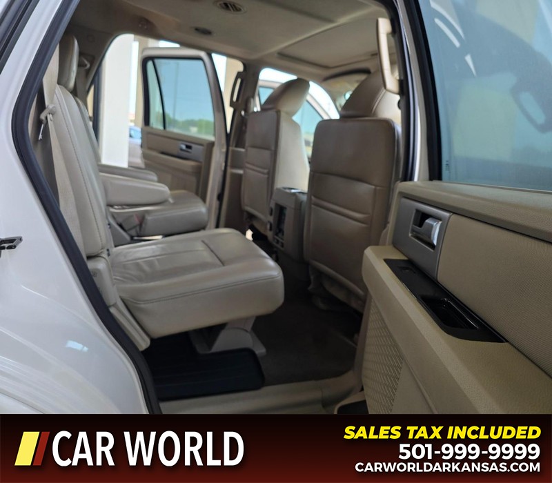 Ford Expedition Vehicle Full-screen Gallery Image 13