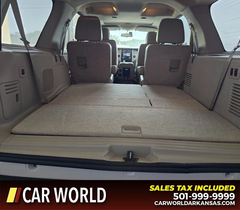 Ford Expedition Vehicle Full-screen Gallery Image 17