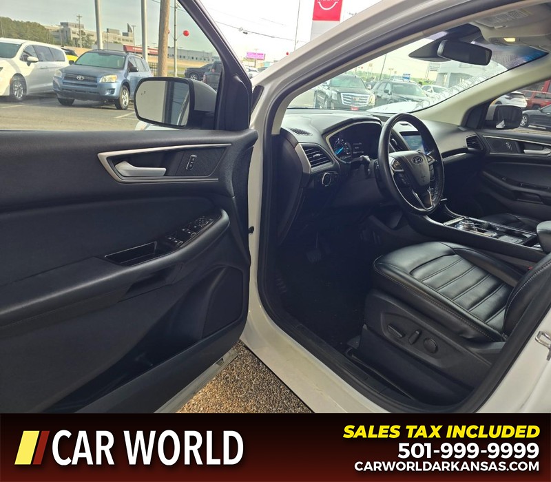 Ford Edge Vehicle Full-screen Gallery Image 8