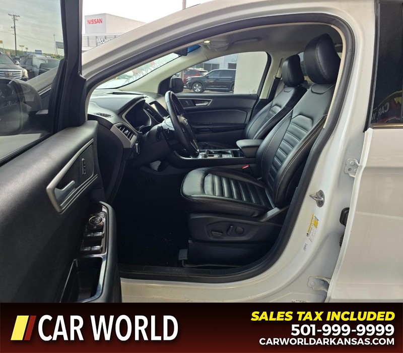 Ford Edge Vehicle Full-screen Gallery Image 9