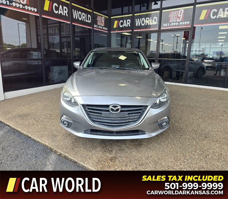 Mazda Mazda3 Hatchback Vehicle Full-screen Gallery Image 2