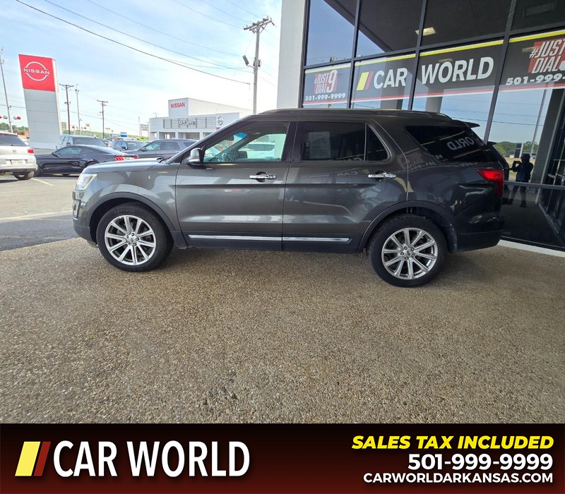 Ford Explorer Vehicle Full-screen Gallery Image 4