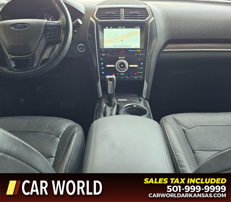 Ford Explorer Vehicle Full-screen Gallery Image 24